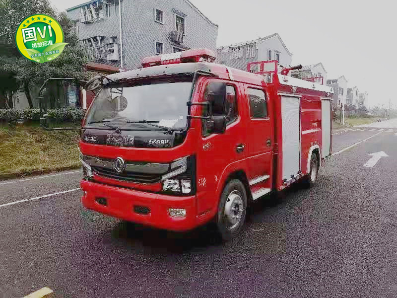 國六5噸東風(fēng)水罐泡沫消防車